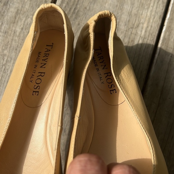 Vero Cuoio Cream Flats - Picture 7 of 9